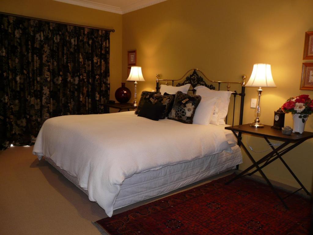 Richlyn Homestay Luxury Bed & Breakfast Таупо Екстериор снимка